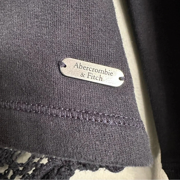 Abercrombie‎ and Fitch Black Sweater with Crochet back. Small - Picture 4 of 6